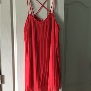 BCBG generation Red pleated dress